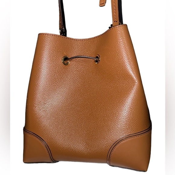 Michael Kors Mercer Bucket Handbag - Picture 4 of 7